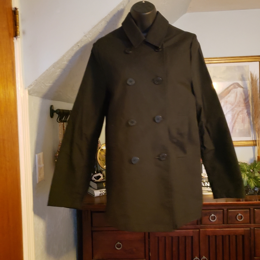 Women's raincoat